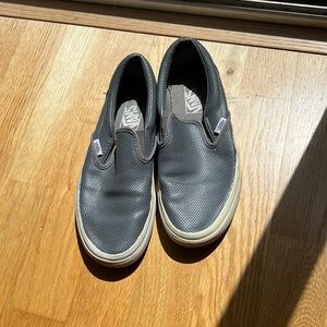 Vans slip on